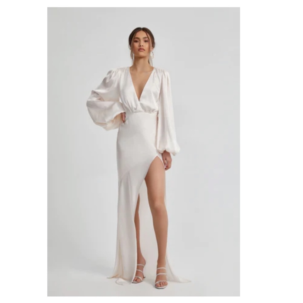 Pale Blush Maxi Gown With Open Back - image 1